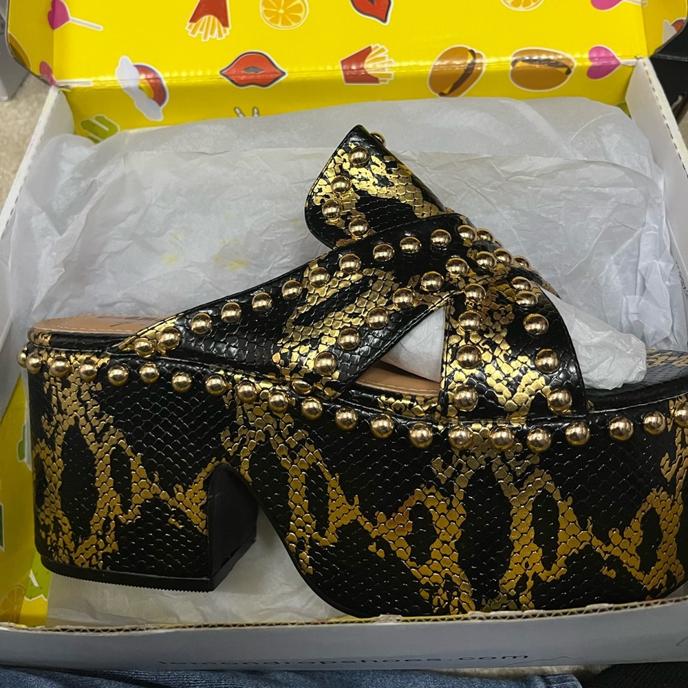 Black Barstyn snakeskin platform